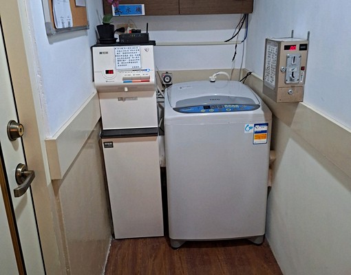 近新橫濱一級冷暖器含網路、第四台與水費。 - Image 6