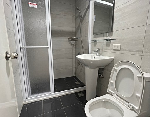 303-家樂福7坪陽台套房出租(近車站) - Image 3