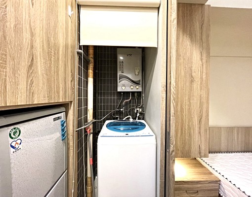 電梯裝潢大套房,一卡皮箱即可入住。 - Image 9