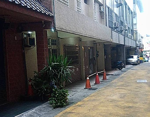 佛光學生單人溫泉套房(地點佳)(環境優) - Image 2