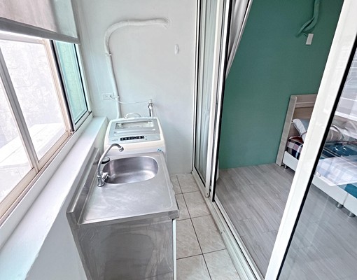 %金山街後段秒殺裝潢獨立陽台洗衣機 - Image 4