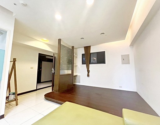 中港首璽超大1房1廳附機上休旅大車位 - Image 3