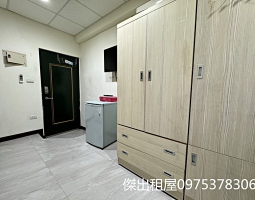 傑出租屋/站前優質套房,獨洗 - Image 3