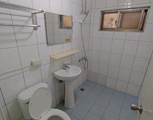 可寵一卡皮箱馬上入住.文心公園.草悟道 - Image 6