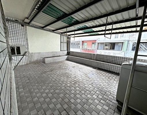 龍岡新村~龍東路透天厝起家車庫透天 - Image 10