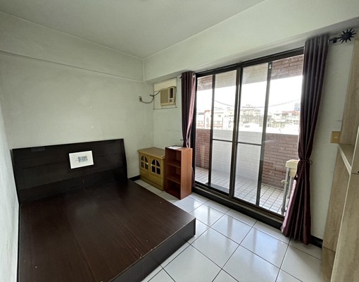 逢甲家樂福旁簡約兩房附設備輕鬆入住 - Image 7