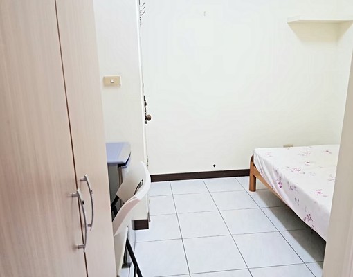 (租補自租單人陽台)獨洗曬,家電近好市多中山 - Image 2