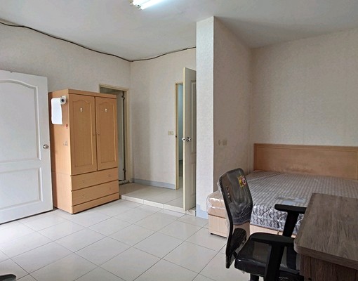 獨立套房_捷運新店站旁公寓二樓不悶熱 - Image 1