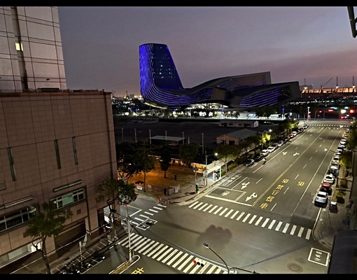 四維旅運中心輕軌站翻新套房 - Image 3