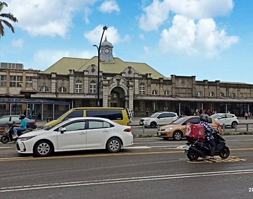 家庭公寓.員工宿舍.學生宿舍.可租補.火車站步行5分鐘. - Image 2