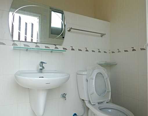 明大建案套房出租 - Image 11