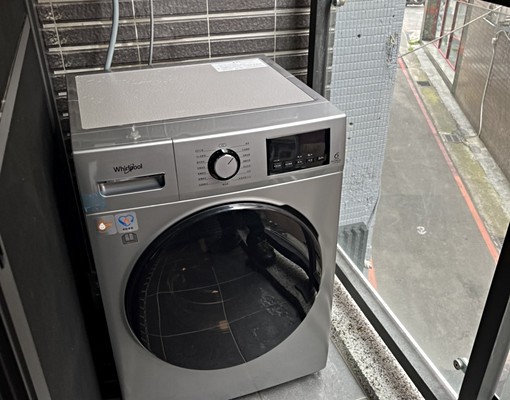 臨窗沐光舒適獨立套房(可租屋補助/報稅) - Image 11