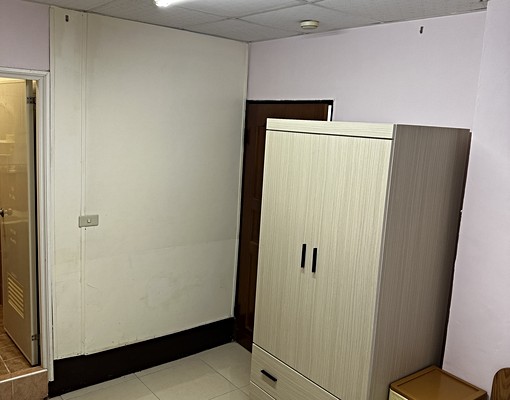 鄰高應大~高醫~正修~獨立套房生活機能棒 - Image 2