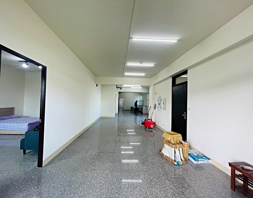 全新床墊，光明一路，可寵超級大套房，學生上班族皆可 - Image 4