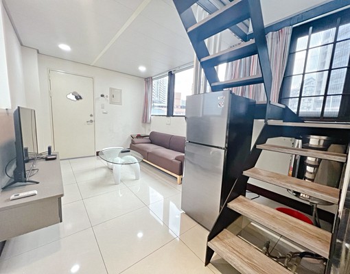 ✨阿華租屋✨可補助中壢市區電梯樓中樓套房 - Image 2