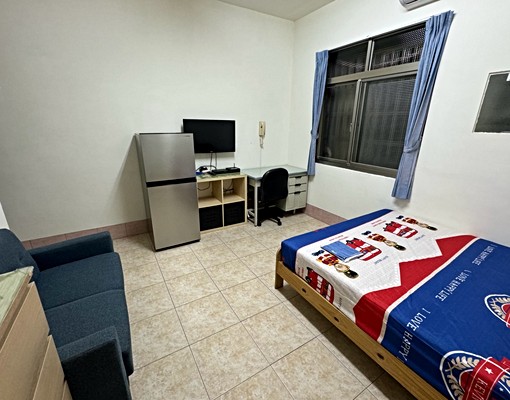 高醫-後驛(安全,乾淨,優質套房) - Image 1