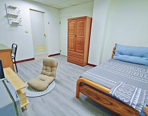 彰基、秀傳、建國、大埔路通風採光套房 - Image 1