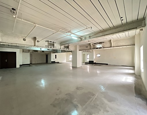 總太東方帝國毛胚屋出租兩戶可選皆附雙平車 - Image 12