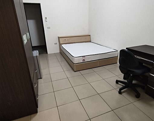 龍井交流道近光田可寵租補陽台通風採光獨洗曬電梯套房門控 - Image 5