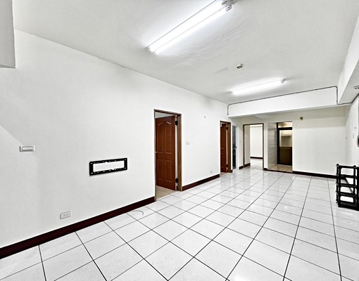 可租補🔥好市多🔥捷運站🔥採光優質大3房🔥含管含平車 - Image 7