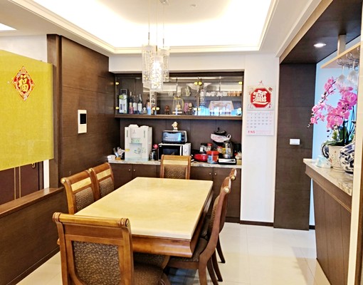 A9家樂福商圈生活宅遠雄未來市4房車 - Image 3