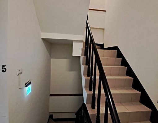 近火車站新光三越含電梯網路,室外曬衣露臺,乾淨明亮小清新套房 - Image 7