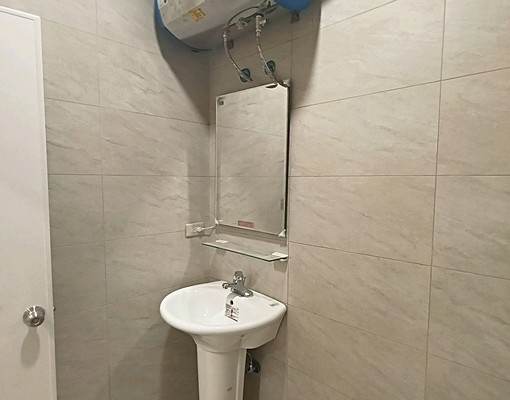 全新大套房居~住品質佳~安靜不吵雜、洗衣機不共用、空間非常大 - Image 10