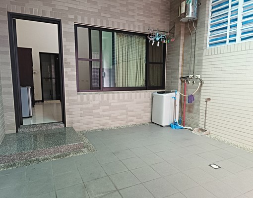 車庫套房,適合上班族 - Image 1