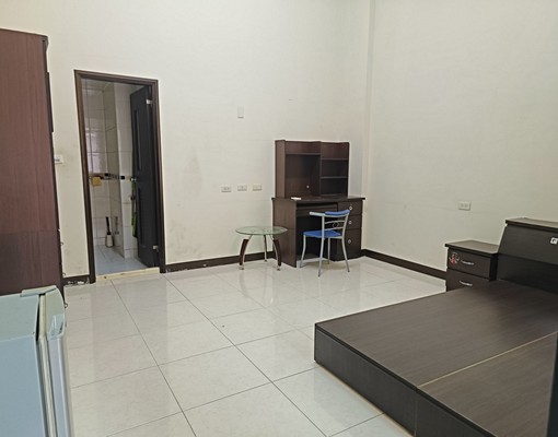 車庫套房,適合上班族 - Image 2