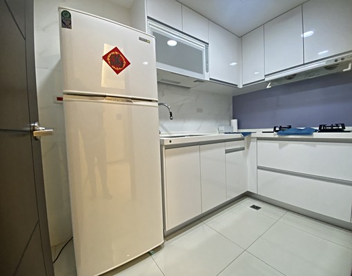 高檔社區裝潢兩房，家具電齊全 - Image 2