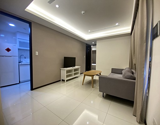 高檔社區裝潢兩房，家具電齊全 - Image 1