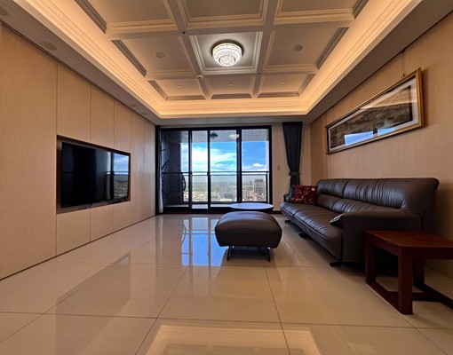 永華路領袖特區雙主臥雙車（租） - Image 1