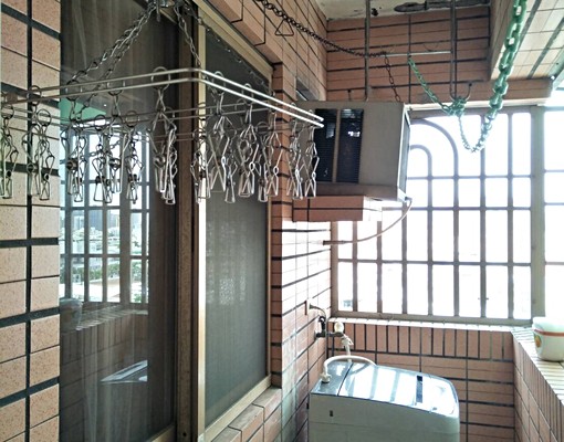 整層出租,近衛武營,捷運站,家樂福對面 - Image 3