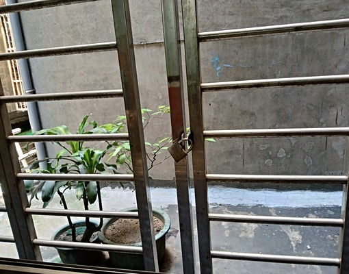 女.有大窗戶寬敞舒心大套房台電捷站 - Image 3