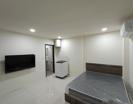 屋況新穎/一層2戶/家具家電齊全 - Image 3