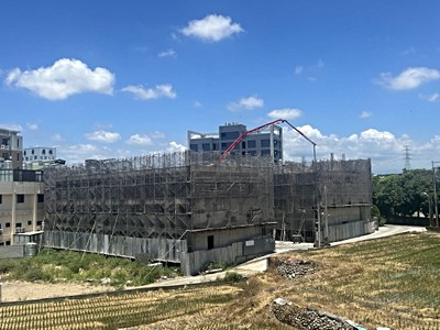 世紀花園30～雙車大四房～建坪超過60坪