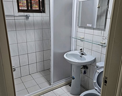 〔有對外窗〕〔鬧中取靜〕〔設備齊全〕套房 - Image 3