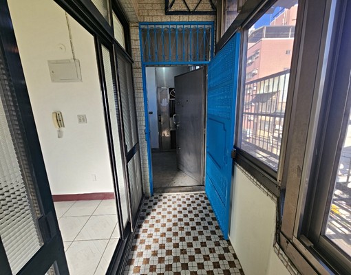 敦信社宅💜鶯歌尖山路舒適採光3房💜免仲可補助 - Image 9