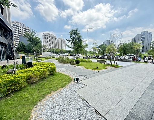 💯合租首選|含車位.交通便利|近南區南屯 - Image 2