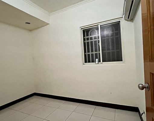 忠貞國小旁透天1-3樓 - Image 6