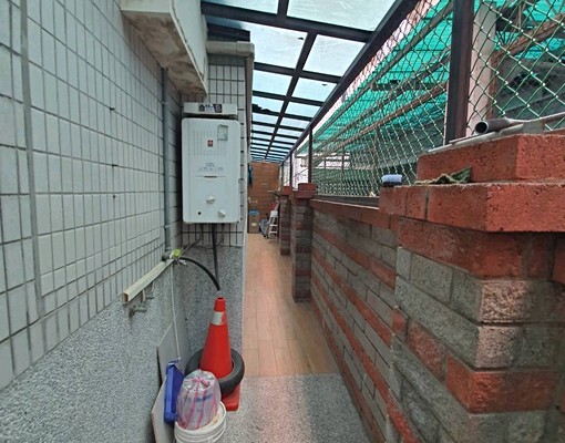 中正路旁邊間一樓裝潢美三房 - Image 14