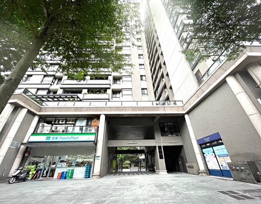 北大近捷運*耕讀園美美套房*只租學生 - Image 13