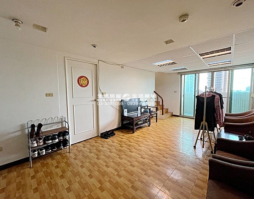 豐田大郡分套✦高樓層視野採光佳租金含網路水費有陽台洗衣機 - Image 10