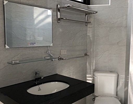 全新裝潢和美市中心套房出租近公所線西伸港 - Image 3