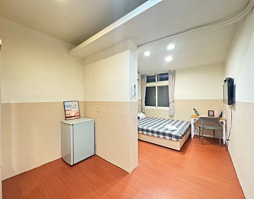近幸福站🏡福壽商圈優質套房/含水網第四台 - Image 6
