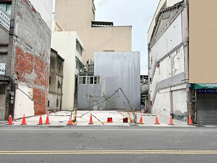 沅朔曦月實景圖