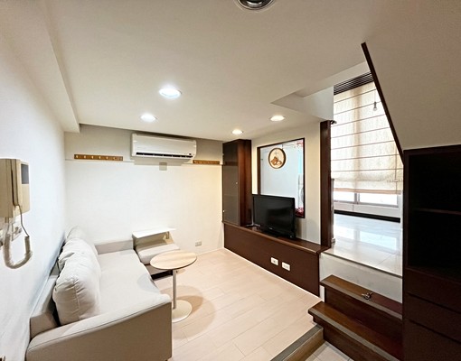 🍬林口蛋黃商圈(亞昕101)挑高美兩房 - Image 1