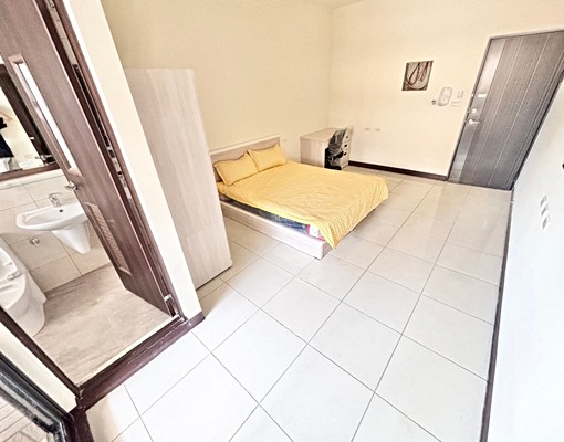 全新未住🍂租屋補助✨陽台獨曬✨衛浴開窗✨超大空間✨機車位 - Image 7