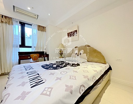 可入籍．藝文中心雙主臥精品大四房含車位管理費 - Image 8