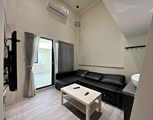 英林巷樓中樓含網路台電計費水跟鍋爐費500元 - Image 4